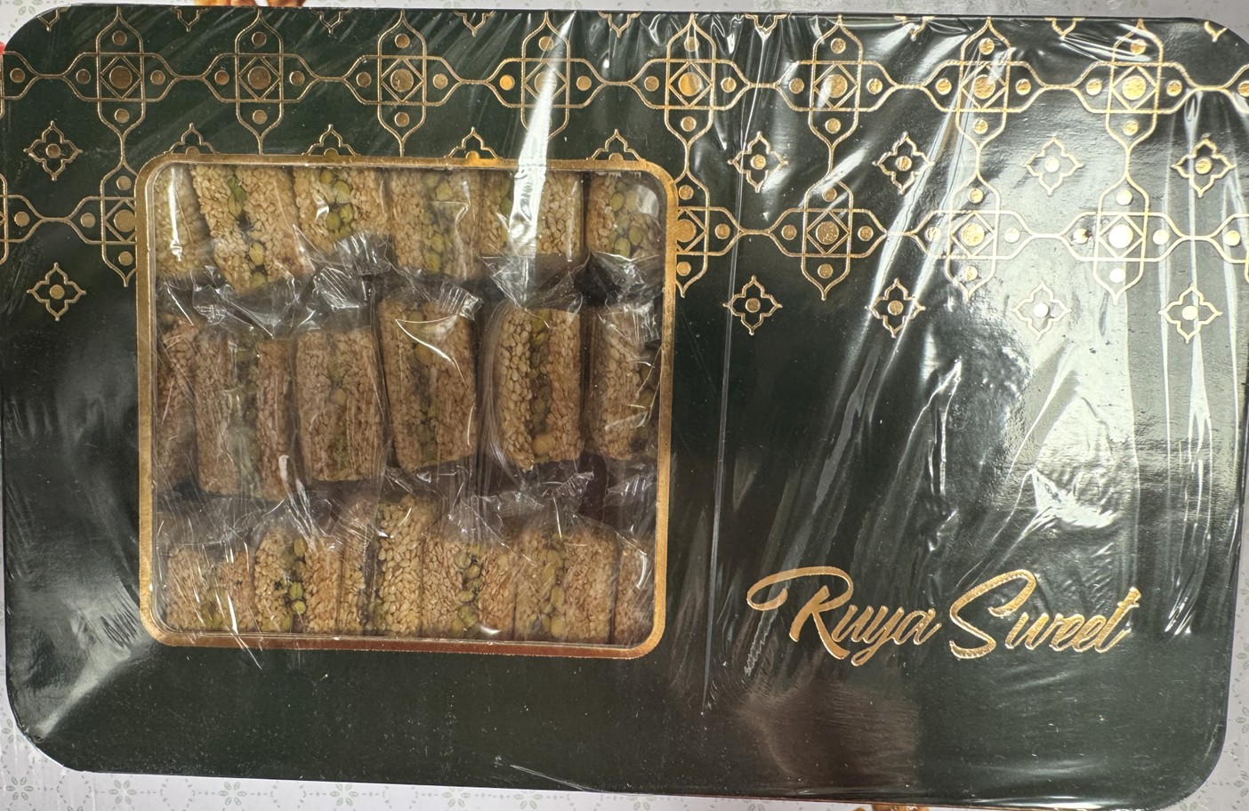 Ruya Sesame Stuffed Quzon